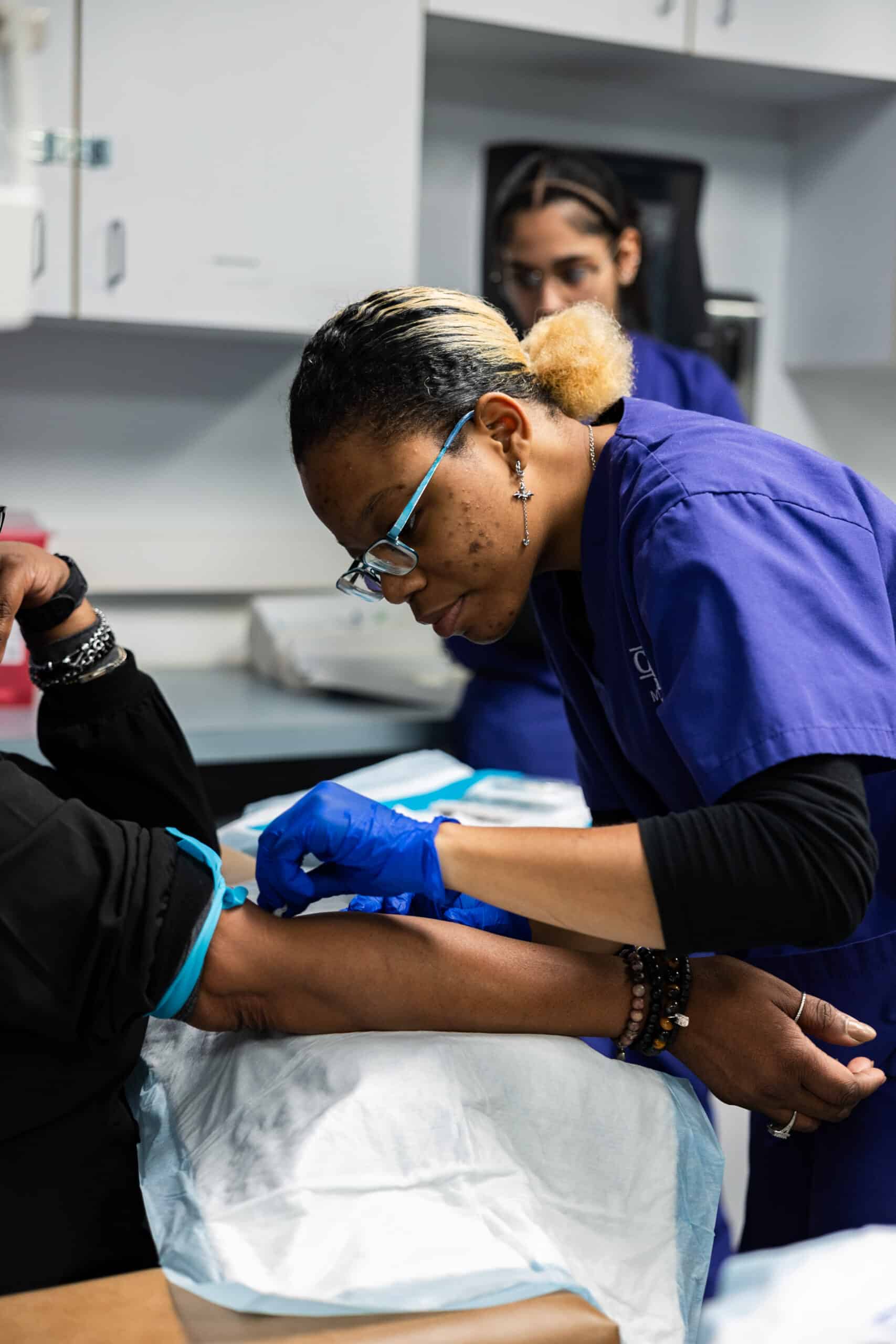 Can Medical Assistants Give Injections Safely and Legally